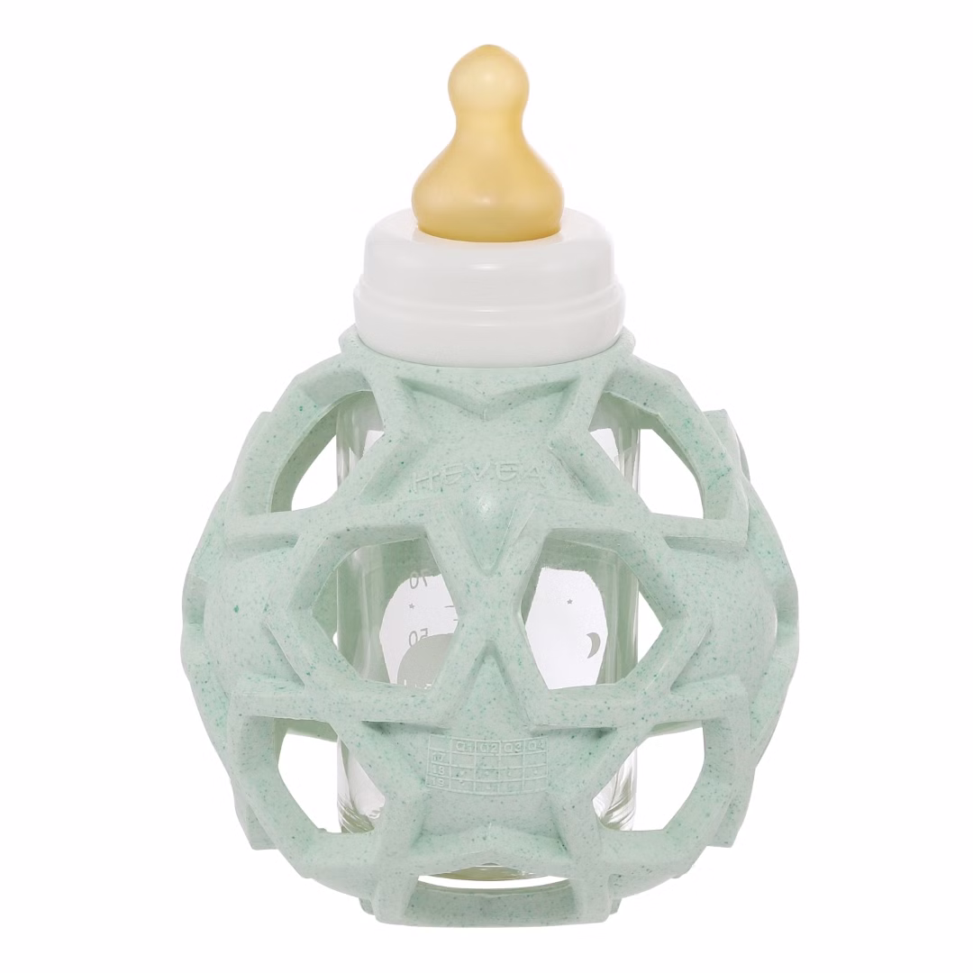 Babyfläschchen aus Glas im Ball Babyfläschchen aus Glas im Ball sb