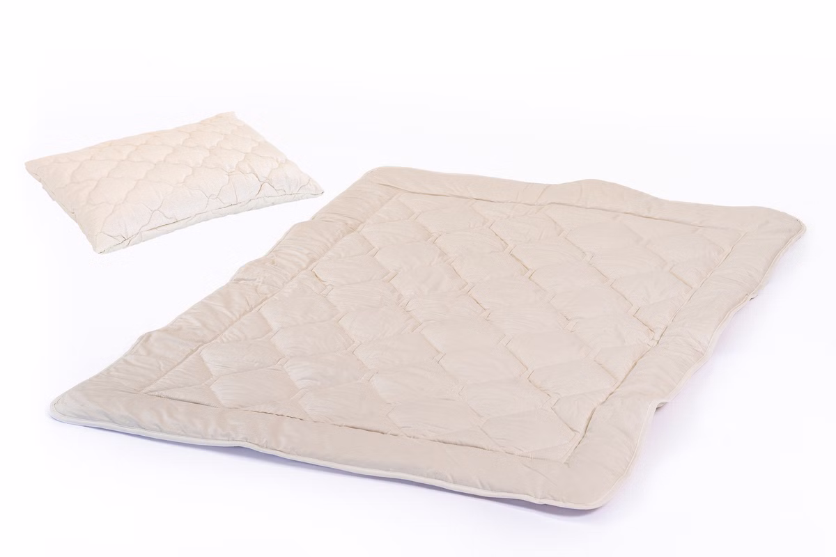 Set Decke mit Kissen aus Hanf & Baumwolle, bionik Set Decke mit Kissen aus Hanf & Baumwolle, bionik