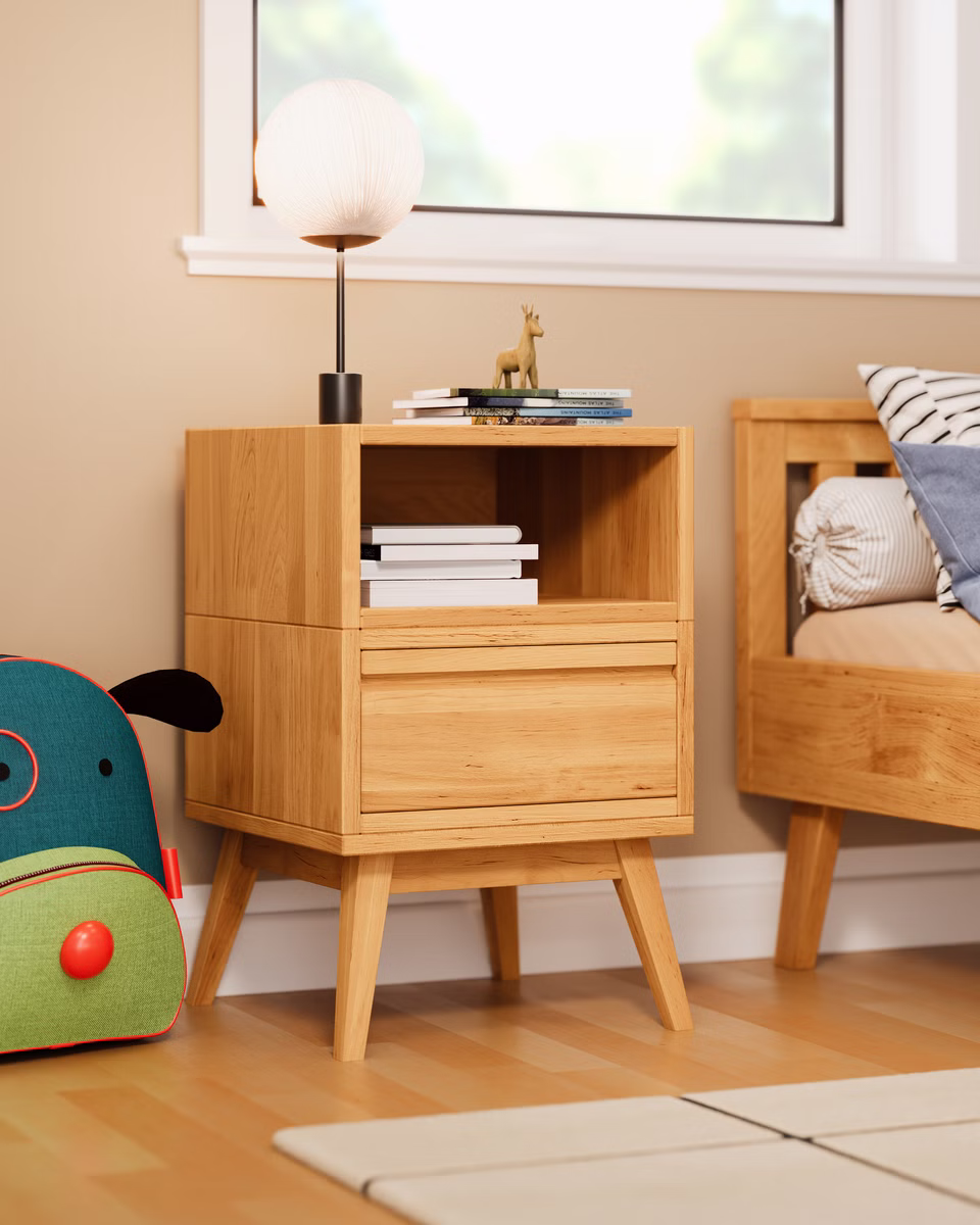 Laura Retro Nachttisch mit Schublade und offen, Höhe 62 cm Laura Retro Nachttisch mit Schublade und offen, Höhe 62 cm sb
